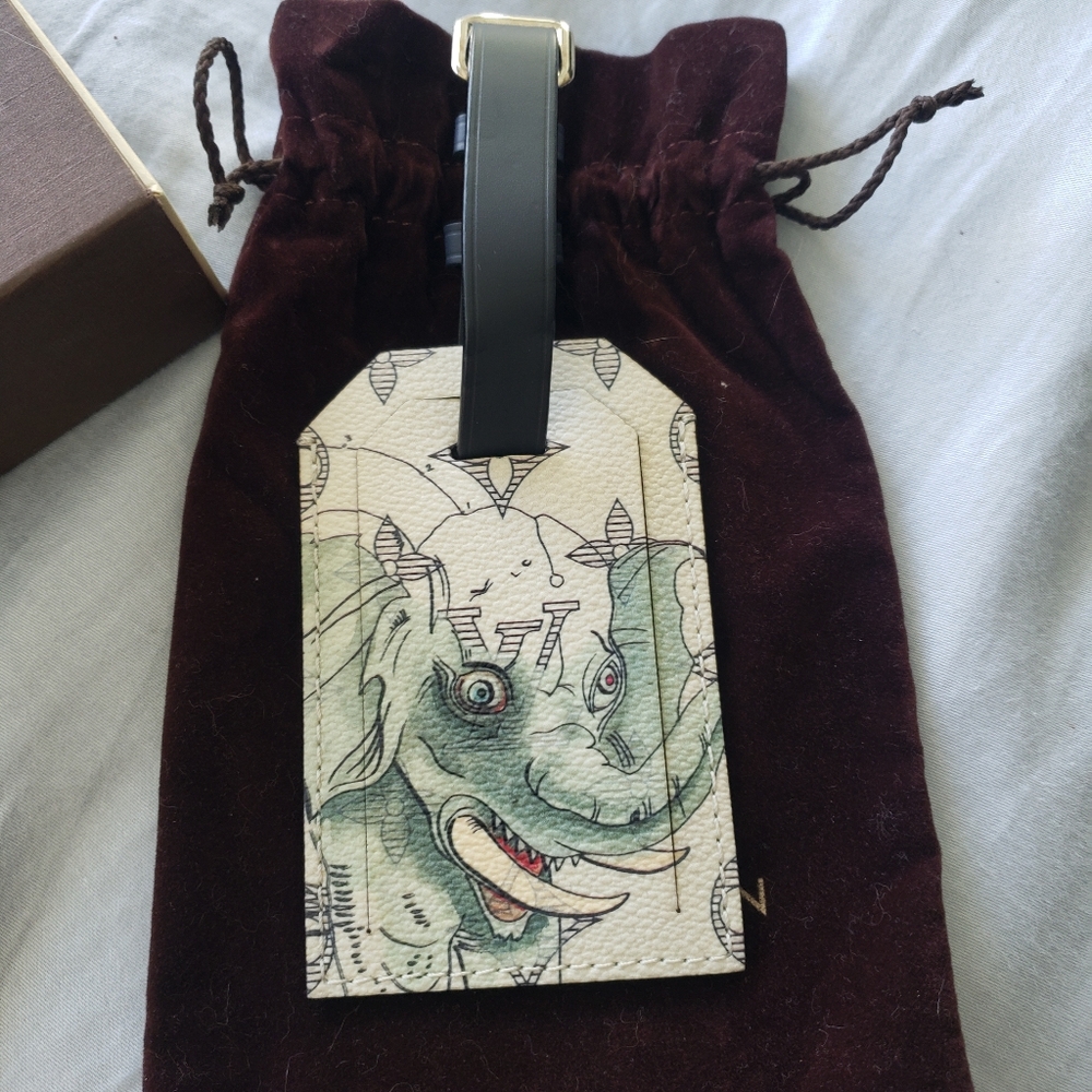 NWOT Authentic Louis Vuitton X Chapman Brothers Savane Elephant Luggage Tag